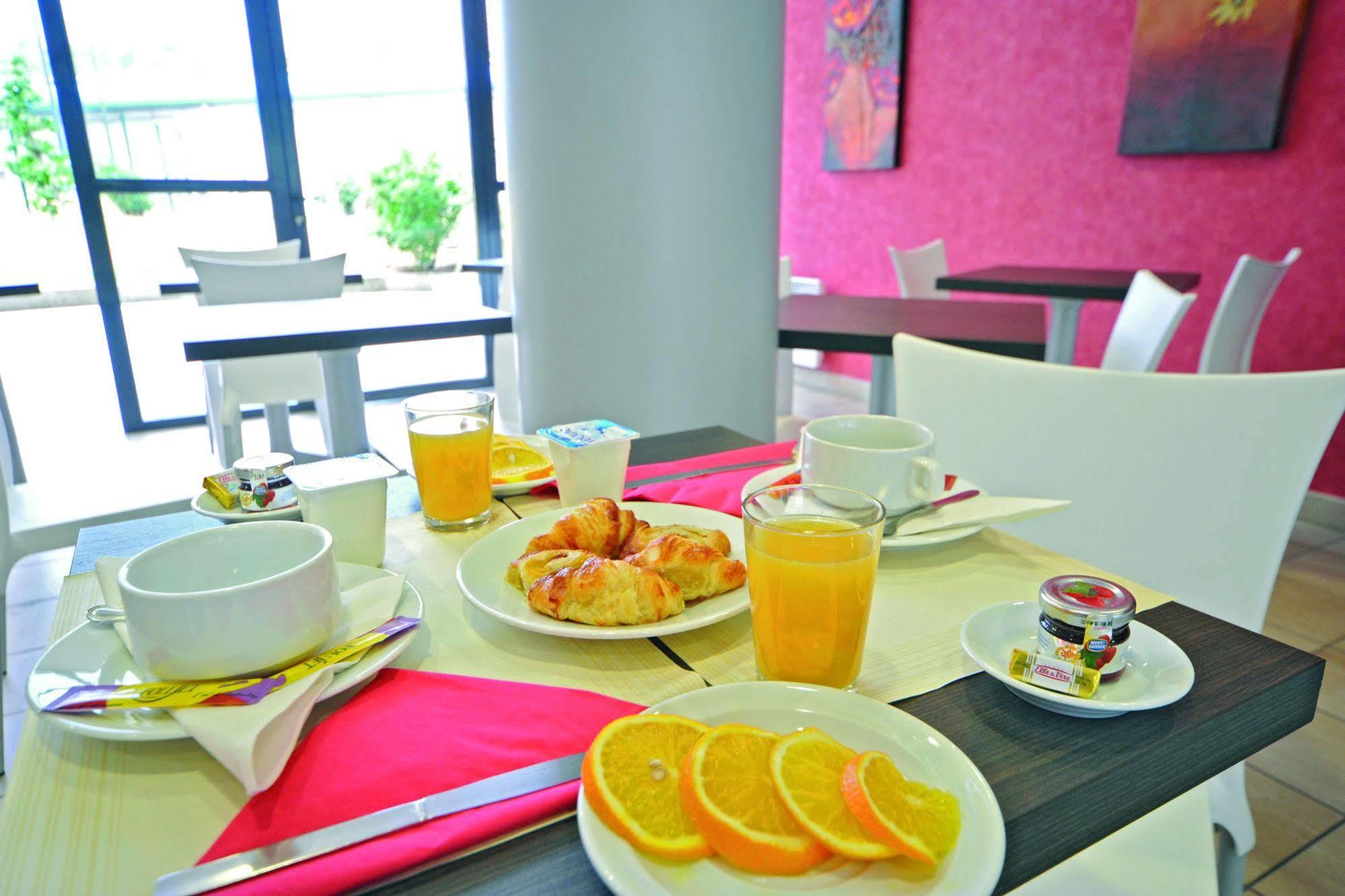 Appart'City Classic Lyon Vaise St Cyr Restaurant photo